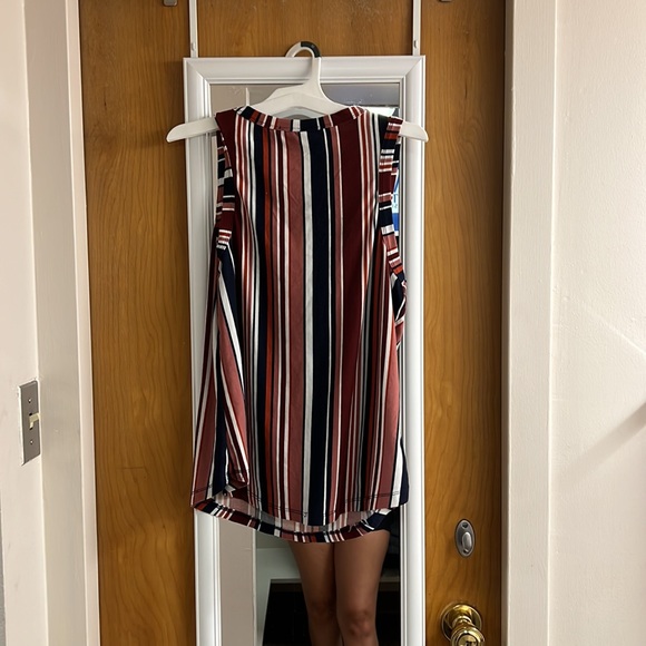 Striped top - Picture 2 of 2